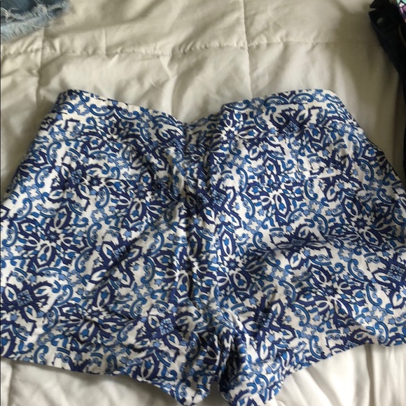 Patterned shorts - Picture 4 of 4
